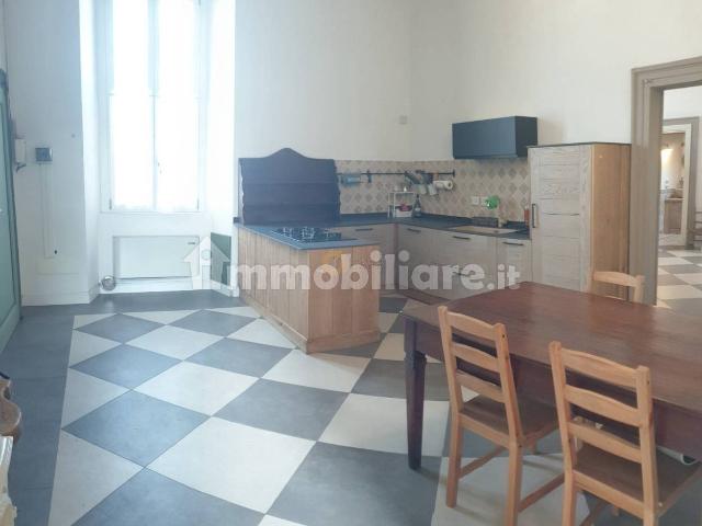 Trilocale via Gerardi 14, Lonato, Lonato del Garda