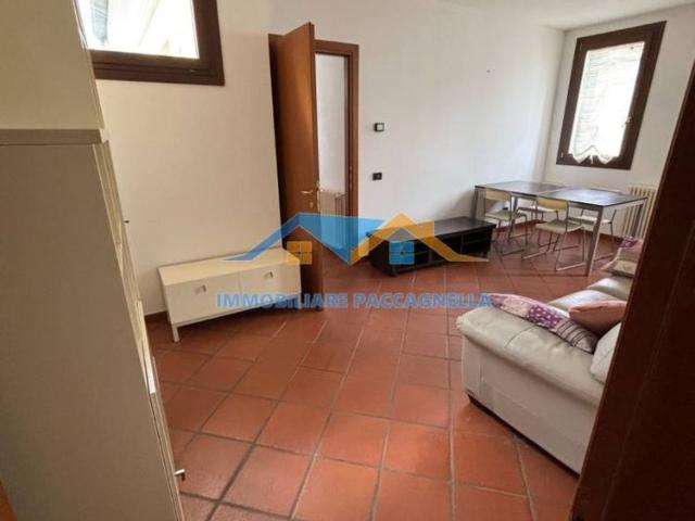 Trilocale via Giosuè Carducci, Centro, Adria