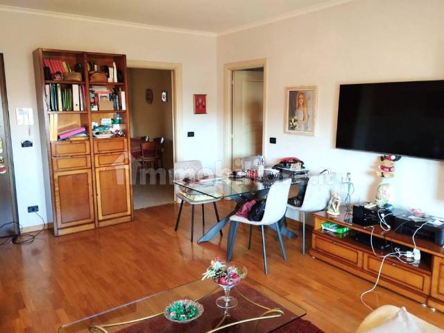Trilocale via Giovanni Randaccio 51, Borgo Vittoria, Torino