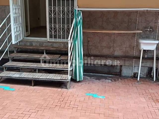 Trilocale via Giulio Palermo 96, Rione Alto, Napoli