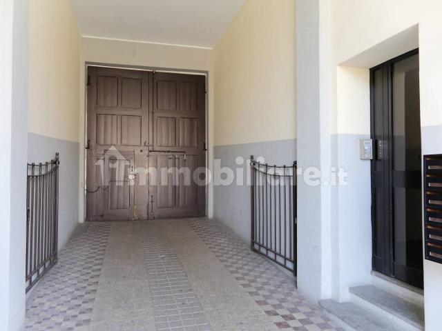 Trilocale via Giuseppe Mazzini 7, Villasanta