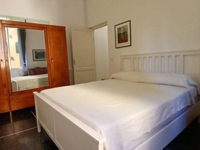 Trilocale via Giuseppe Avezzana, Lagaccio, Genova