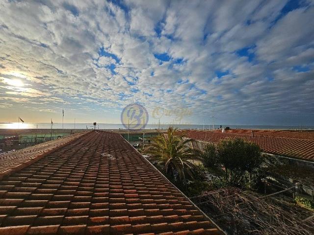 Trilocale via Giuseppe Barellai, Lungomare, Viareggio