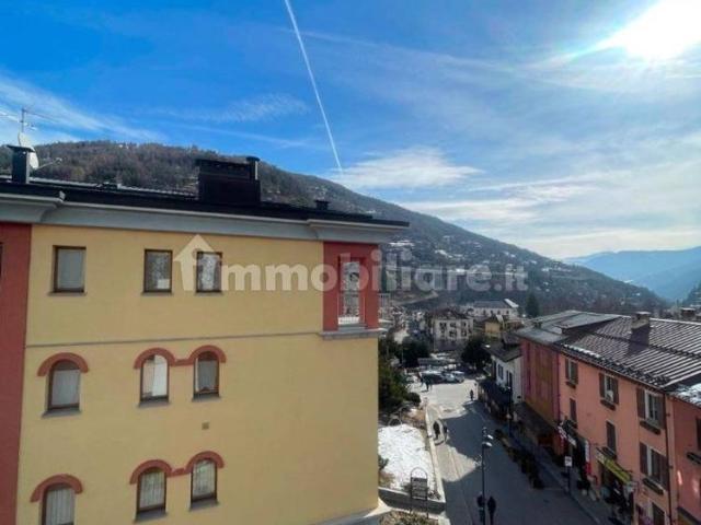 Trilocale via Giuseppe Francesco Medail 87, Centro, Bardonecchia