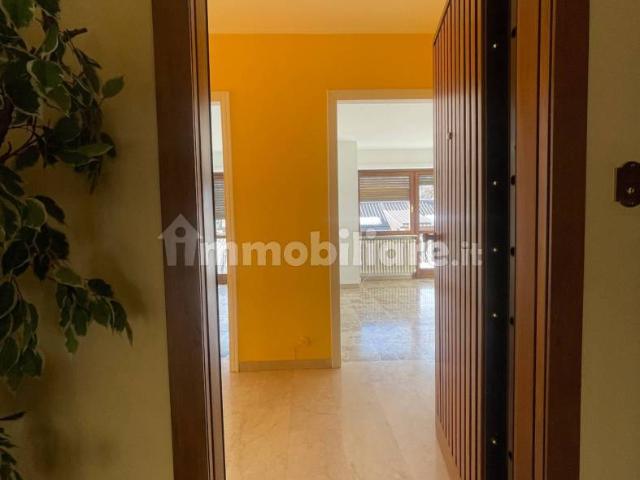 Trilocale via Giuseppe Francesco Medail 87, Centro, Bardonecchia