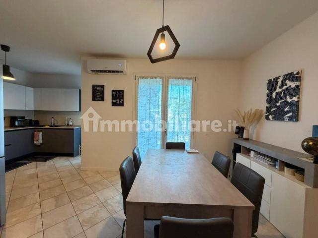 Trilocale via Giuseppe Garibaldi 48, Centro, Moglia