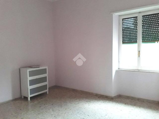 Trilocale via giuseppe verdi 14, Centro, Albano Laziale