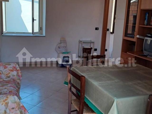 Trilocale via Immacolata, Centro, Nicotera
