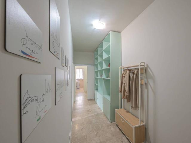 Trilocale via Indipendenza 80, Centro Storico, Pavia