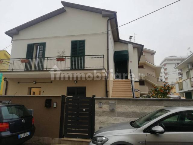 Trilocale via Isonzo 3, Santa Filomena, Montesilvano