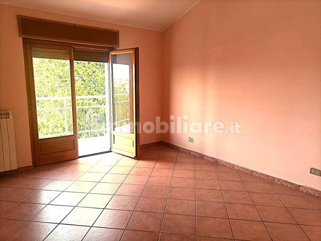 Trilocale via Juglaris 11, Mercato Santa Maria, Moncalieri