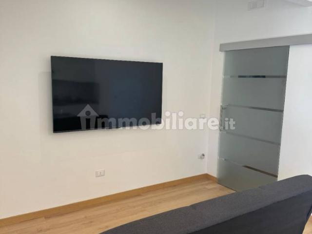 Trilocale via Luisa Molines Sanfelice, Santa Filomena, Pescara