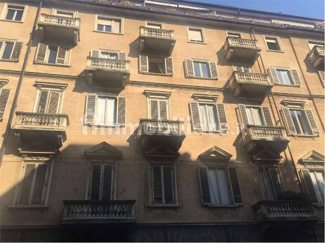 Trilocale via Lamarmora, 35, Crocetta, Torino
