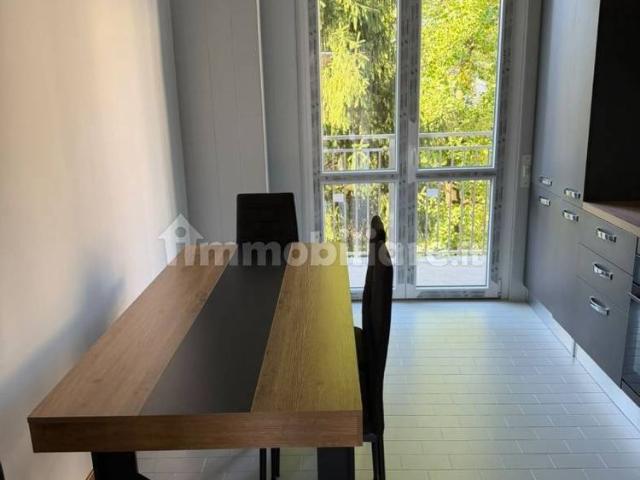Trilocale via Lampugnano 156, Trenno, Milano
