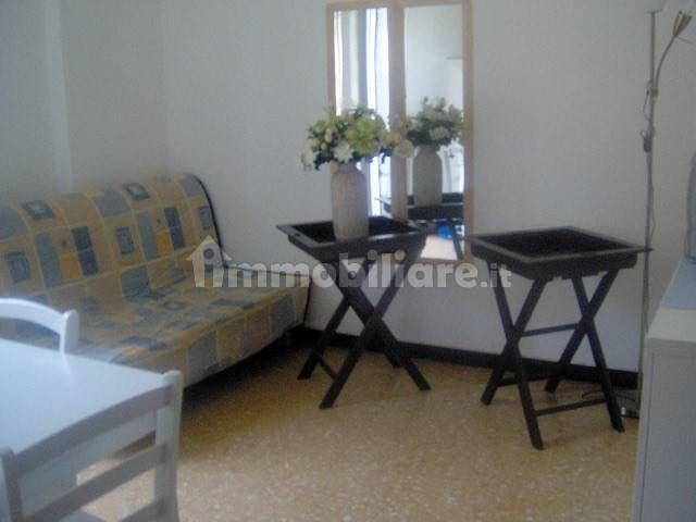 Trilocale via Leonardo da Vinci 246/8, Via Roma, Borgo Barusso, Alassio