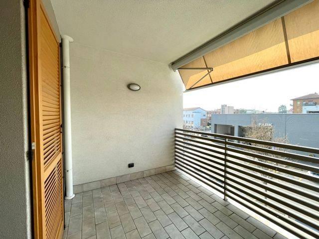Trilocale via Leonida Bissolati, Villaggio Ferrari Duca degli Abruzzi, Brescia