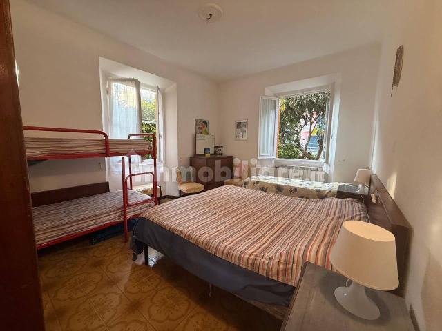 Trilocale via Liberazione 22, Centro, Moneglia