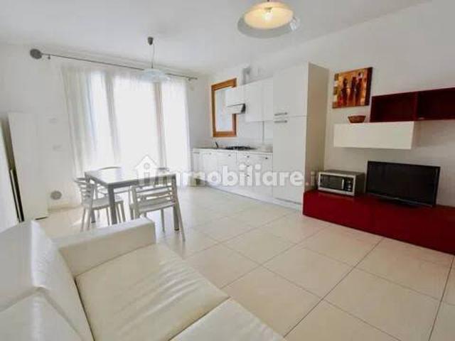 Trilocale via Lombardia, 52, Lido Centro Ovest, Jesolo