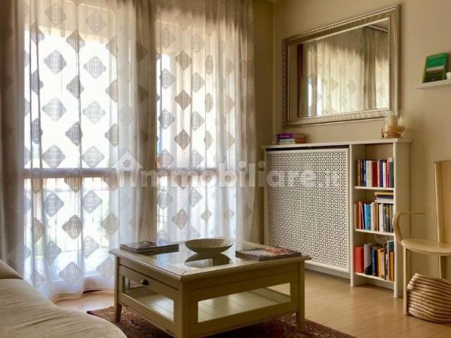 Trilocale via Padre Luigi Tezza 30, Centro, Conegliano