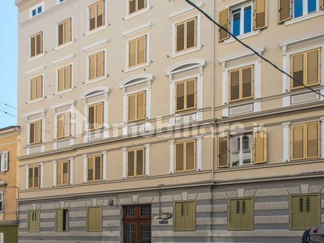 Trilocale via Paolo Diacono 8, San Giacomo, Trieste