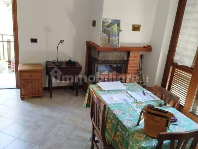 Trilocale via per La Ceca, Berbenno di Valtellina