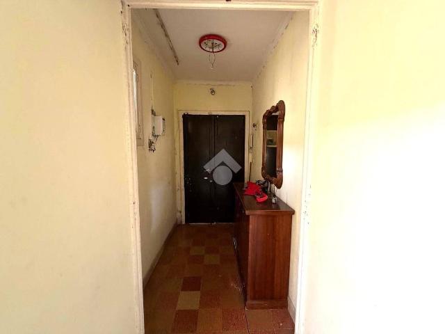 Trilocale via pietrarsa 13, Portici