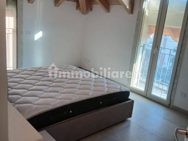 Trilocale via Pietro Mascagni 16, Centro, Nerviano
