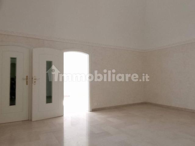 Trilocale via Pietro Metastasio 6, Centro, Mottola