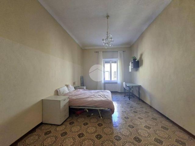 Trilocale via Pollenzo 28, Centro, Bra
