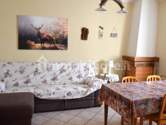 Trilocale via Pratillo 4, Centro, Ovindoli