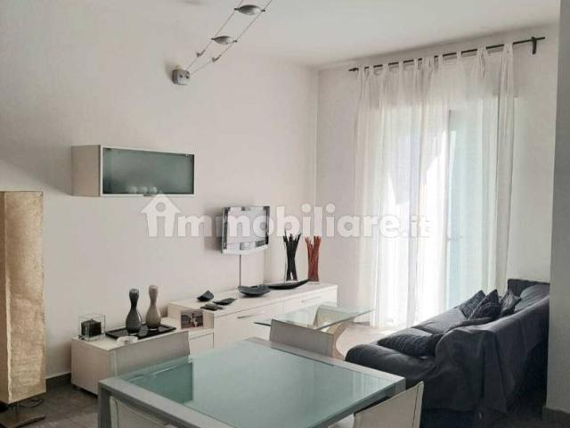 Trilocale via Privata Pavia 60, Centro, Sestri Levante