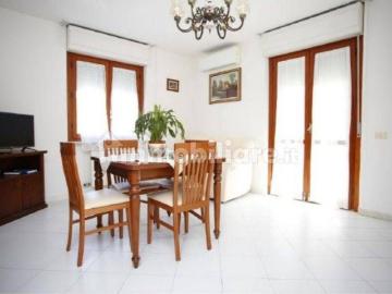 Trilocale via Provinciale Avenza Sarzana 18D, Avenza, Carrara