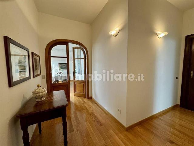 Trilocale via Provinciale 73, Fiumelatte, Varenna