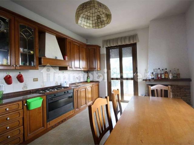 Trilocale via Reali, 142, Palazzolo Milanese, Paderno Dugnano