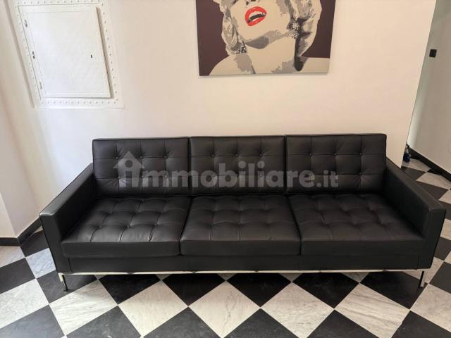 Trilocale via Rivarola 55, Centro Storico, Chiavari