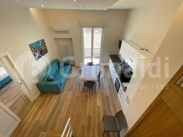 Trilocale via Roma, 325, Castellammare, Palermo