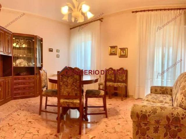 Trilocale via Roma 66, Centro, Cefalù