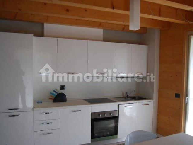 Trilocale via Roma 88, Centro, Ponte di Legno