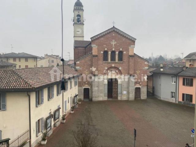 Trilocale via Roma, Centro, Siziano