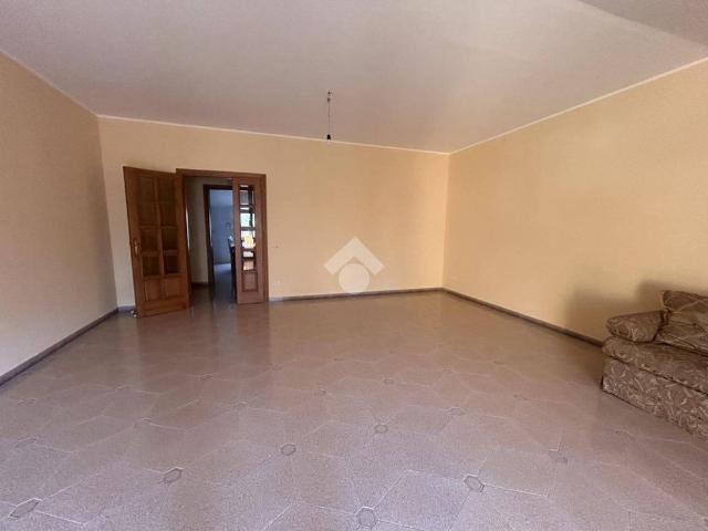 Trilocale via Roma, Centro, Villa Latina
