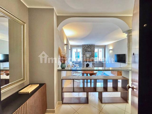 Trilocale via Roma, Portofino