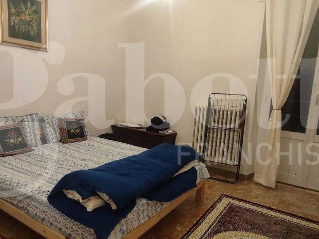 Trilocale via rosetani, Centro, Macerata