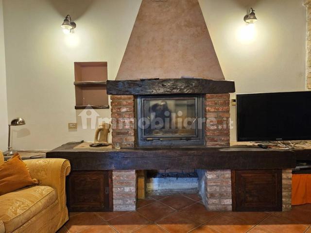 Trilocale via Statale 122, Fiorano, Fiorano Modenese