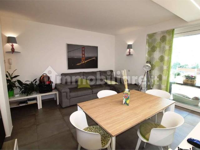Trilocale via Sabotino, 10, Civitanova Sud, Civitanova Marche