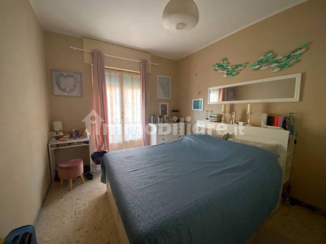 Trilocale via Salemi 74, Borghesiana, Roma