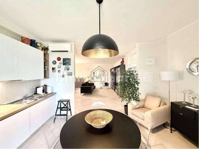 Trilocale via san Zeno, Rivoltella, Desenzano del Garda