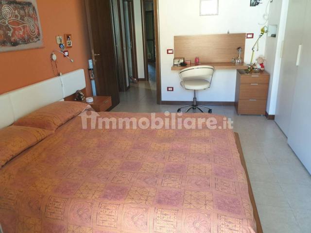 Trilocale via San Carlo da Sezze, Centro, Latina