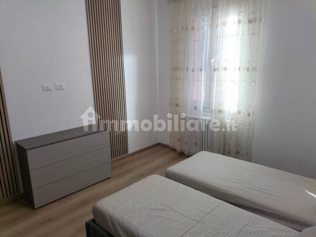 Trilocale via San Donato 74, San Donato, Bologna