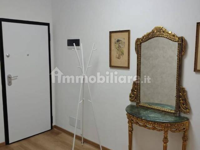 Trilocale via San Donato 76, San Donato, Bologna