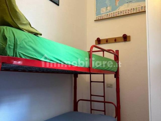 Trilocale via San Francesco 30, Lido di Camaiore, Camaiore